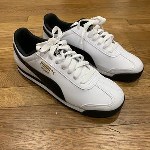 Puma Roma Men’s sneakers size 9